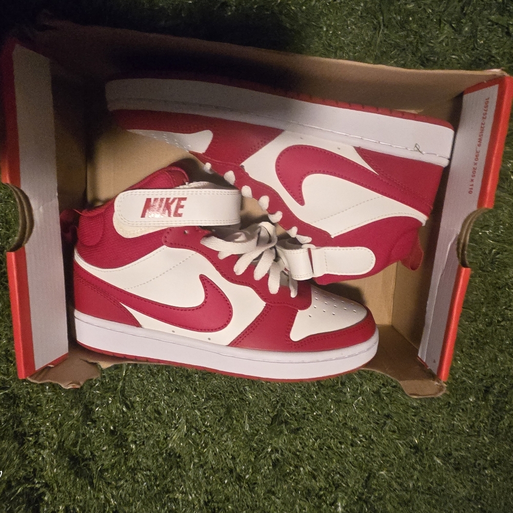 Nike High Top